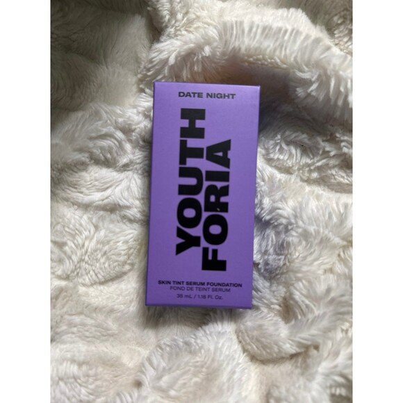 NIB YOUTHFORIA Foundation Medium shade 360 - Picture 6 of 7